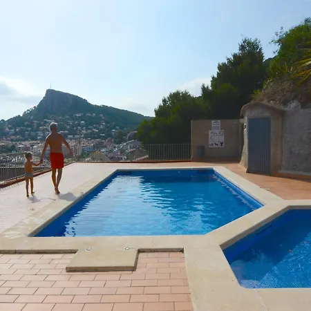 In Spain With Access & Pool 度假居 埃斯塔蒂特