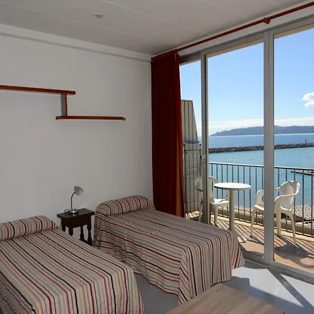 In Spain With Access & Pool 度假居 埃斯塔蒂特
