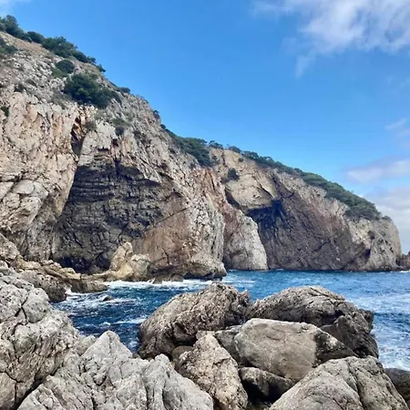 In Spain With Access & Pool 埃斯塔蒂特