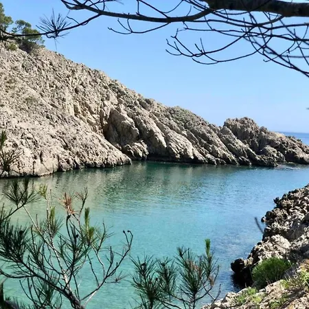 度假居 In Spain With Access & Pool *